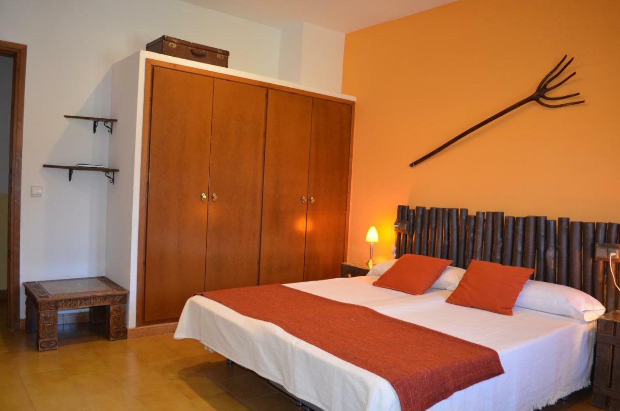 Casa Rural Can Miquel - En Pleno Bosque Y Cerca De La Playa - Increibles Rutas Btt 圣科洛马·德法尔 外观 照片