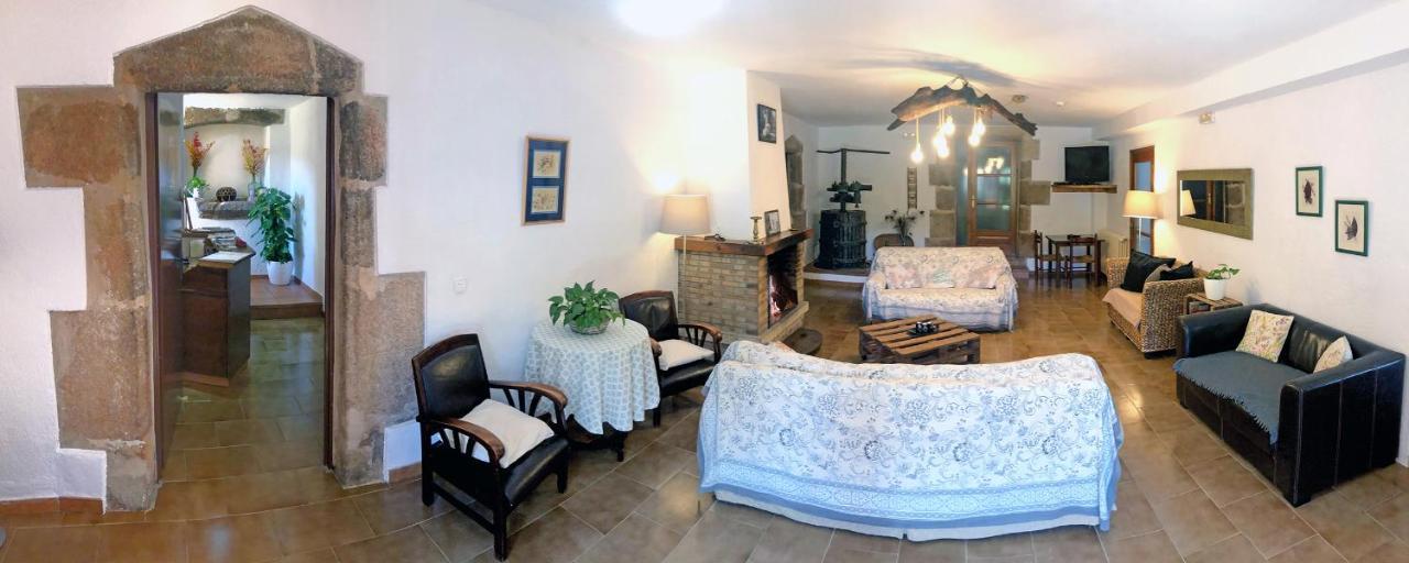 Casa Rural Can Miquel - En Pleno Bosque Y Cerca De La Playa - Increibles Rutas Btt 圣科洛马·德法尔 外观 照片